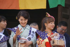 市川由紀乃・知里