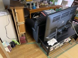 家具を台所に移動