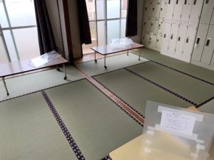 家具をもとのように戻す