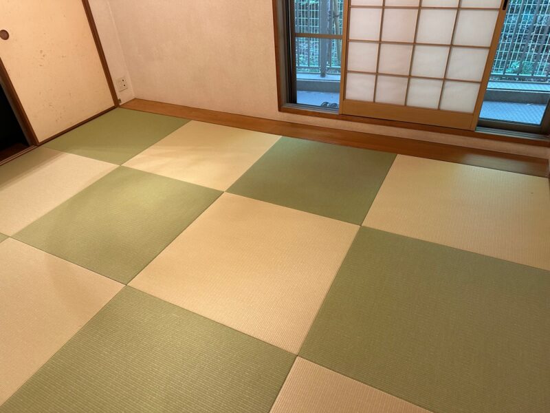 ダイケン清流ケン清流　銀白色×若草色