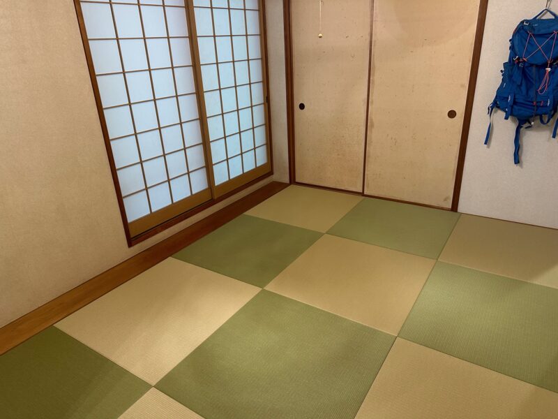 ダイケン清流ケン清流　銀白色×若草色