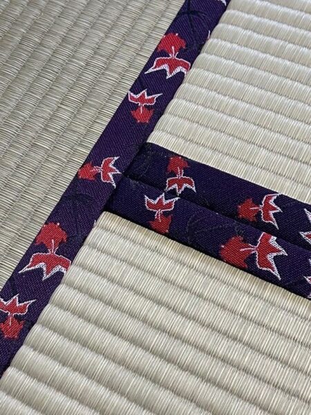 金魚縁むらさき